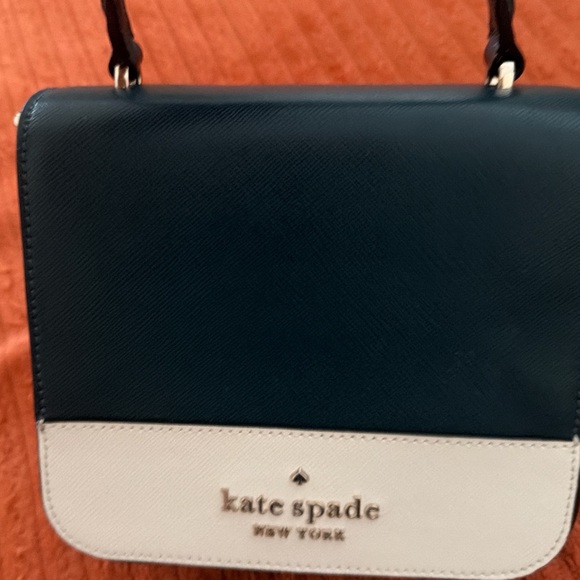 kate spade Black and Cream Mini Bag. - Picture 5 of 13